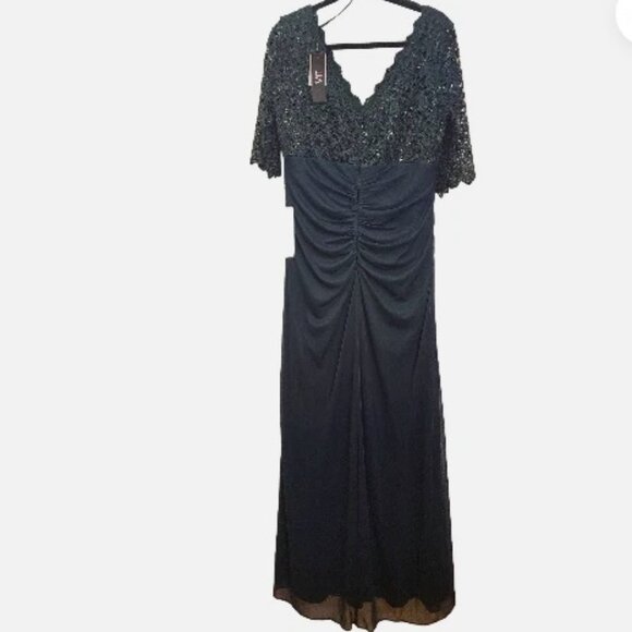 B&A By Betsy & Adam Petite V-Neck Lace-Bodice Gown - Picture 2 of 5